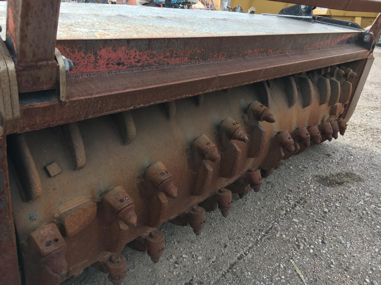 MULCHER TUSHOGG 9000